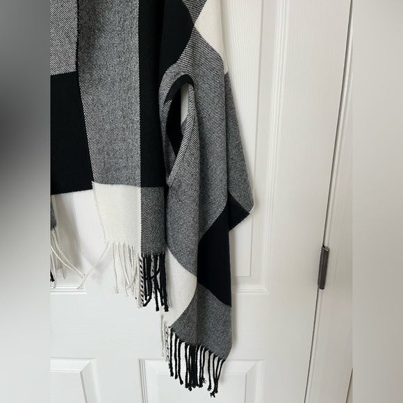 J. Crew Factory Black & White Plaid Open Front Shawl Cardigan - Picture 3 of 3